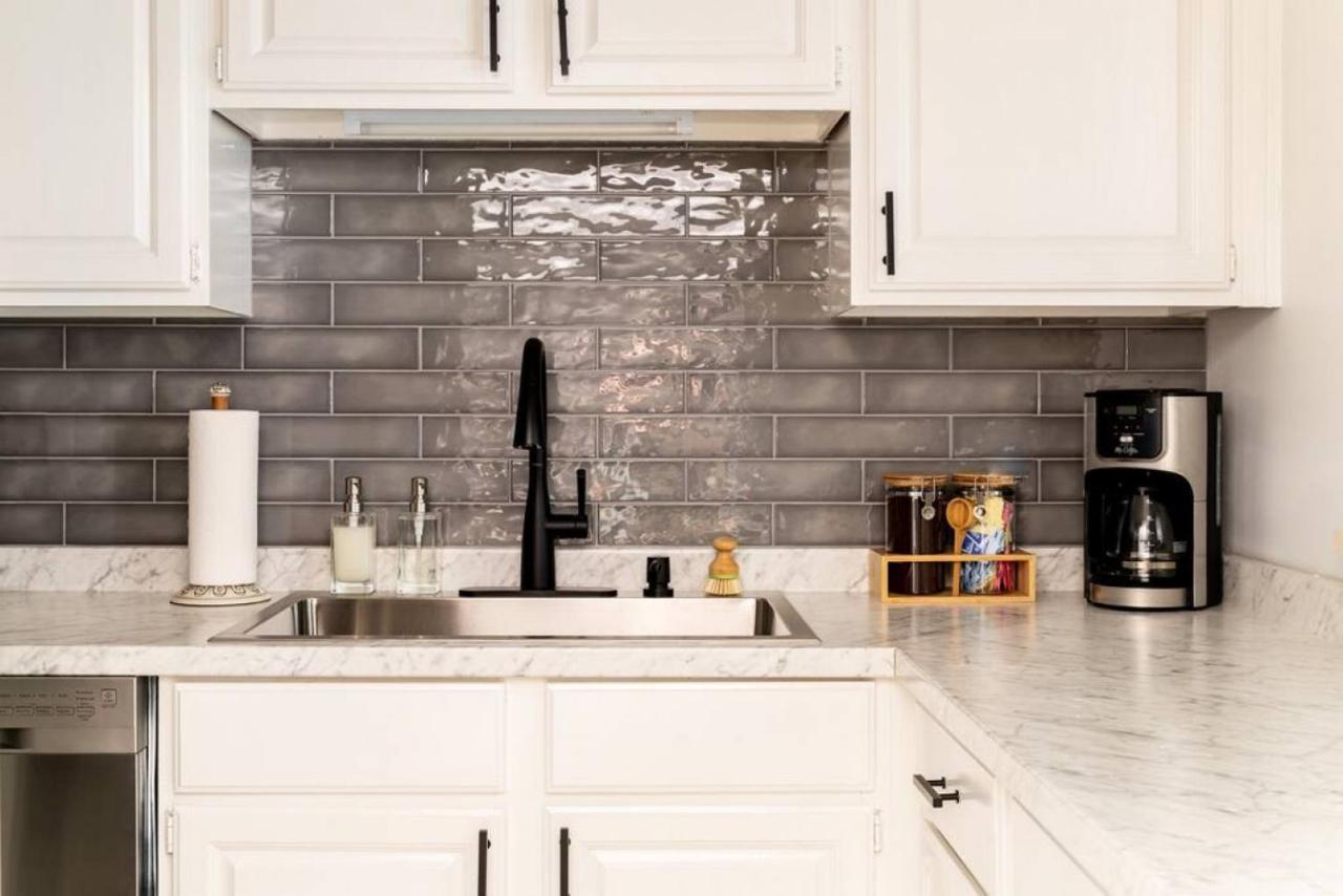 Stylish Downtown Nashville 3 Beds, 1 Bedroom With Private Patio, Parking Dış mekan fotoğraf
