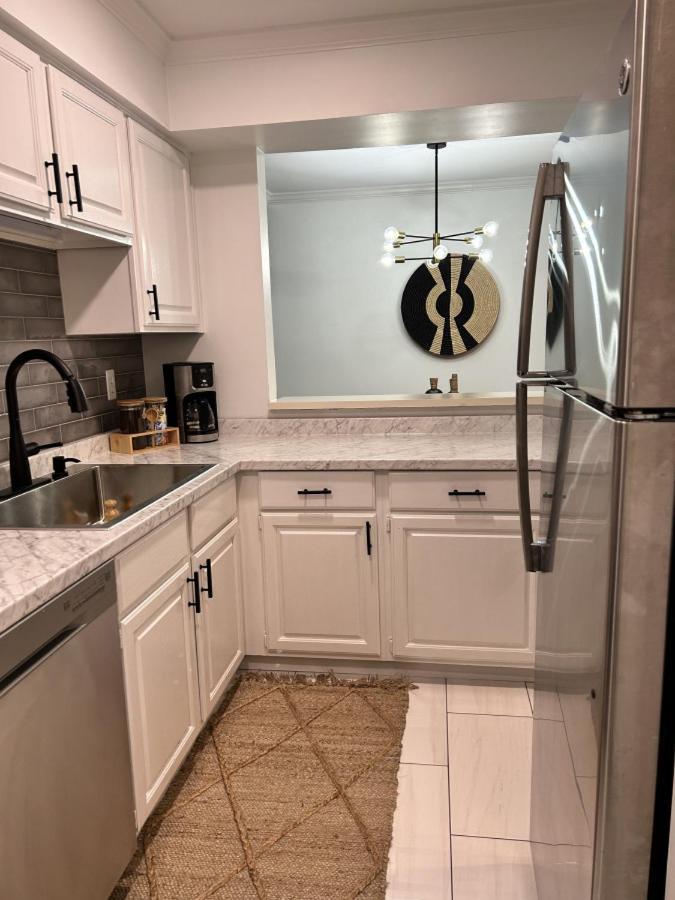 Stylish Downtown Nashville 3 Beds, 1 Bedroom With Private Patio, Parking Dış mekan fotoğraf