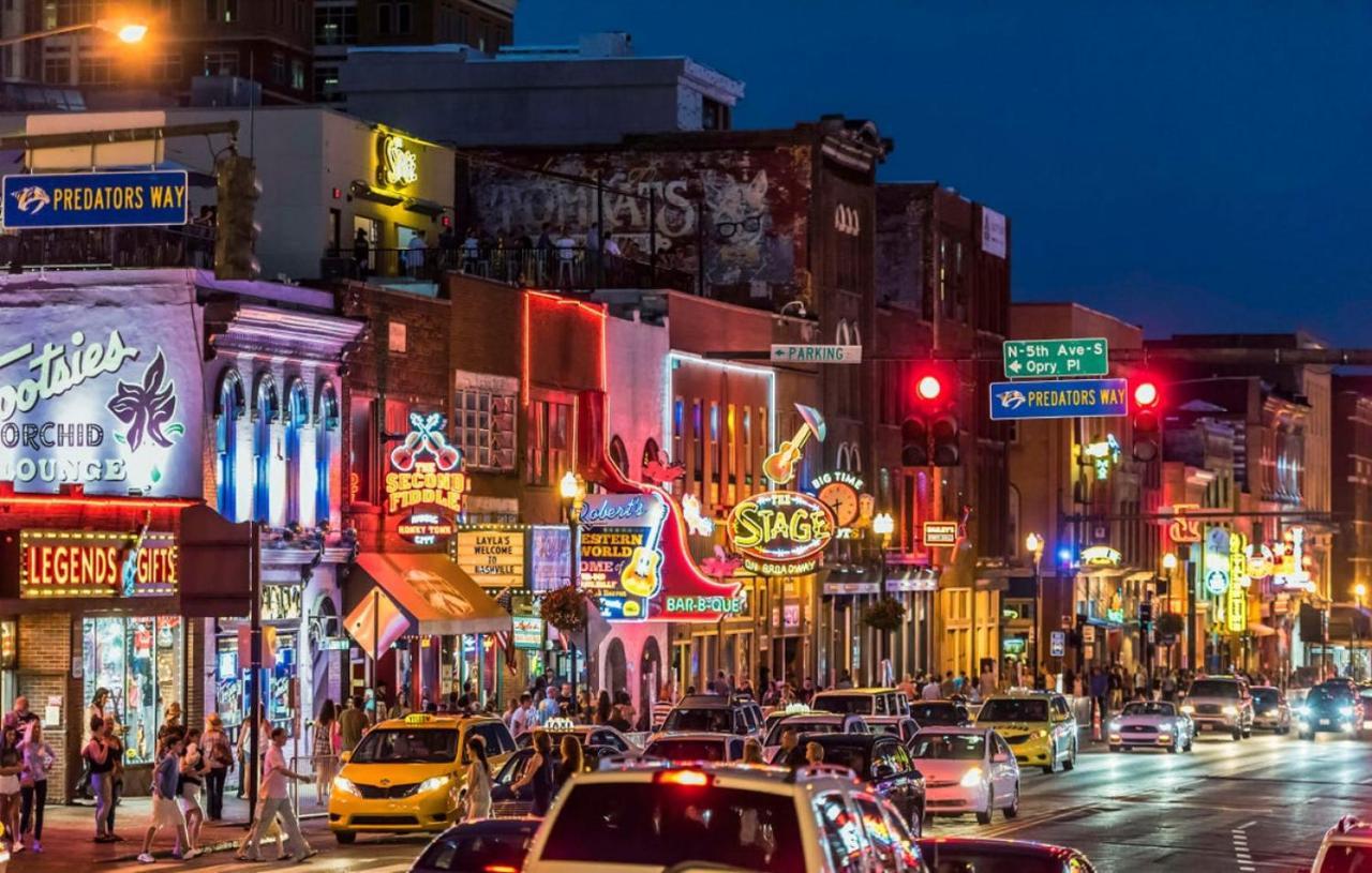 Stylish Downtown Nashville 3 Beds, 1 Bedroom With Private Patio, Parking Dış mekan fotoğraf