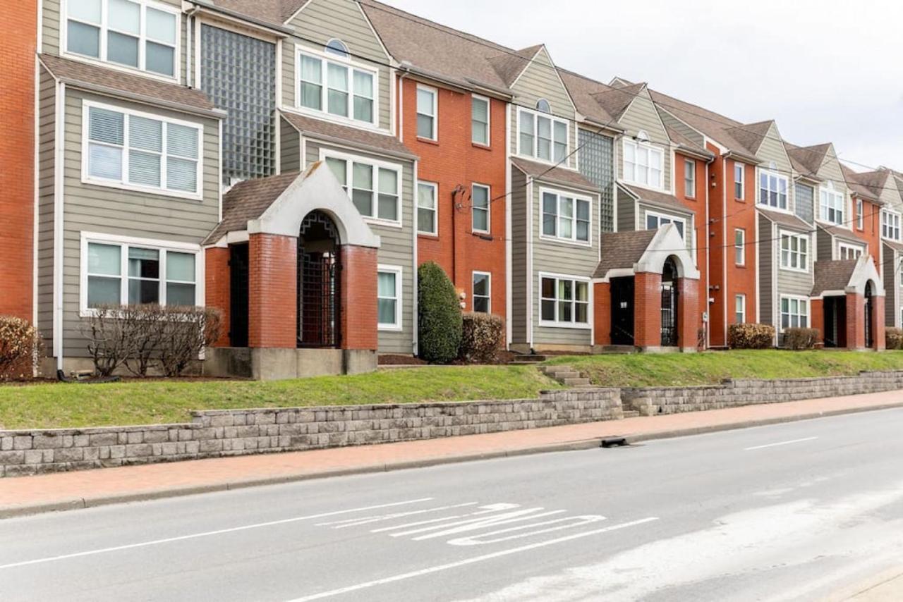 Stylish Downtown Nashville 3 Beds, 1 Bedroom With Private Patio, Parking Dış mekan fotoğraf