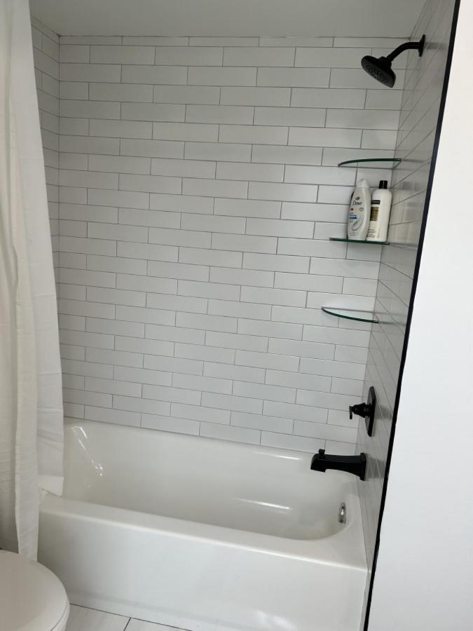 Stylish Downtown Nashville 3 Beds, 1 Bedroom With Private Patio, Parking Dış mekan fotoğraf
